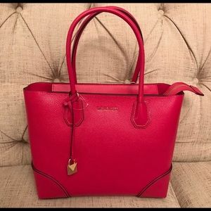 Michael Kors Medium Tote